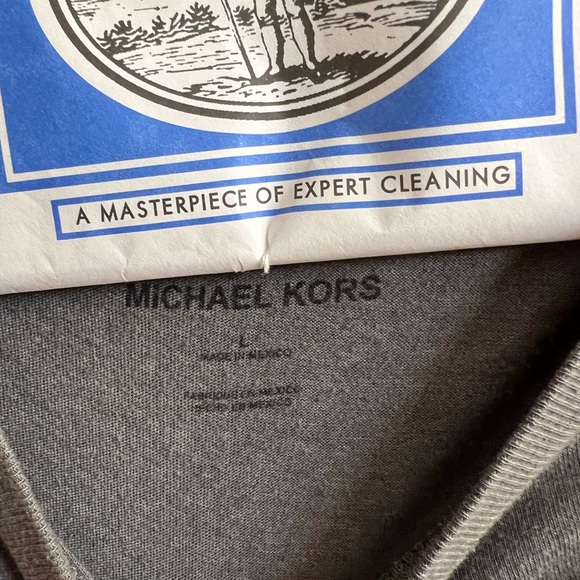 Men’s Michael kors shirt - Picture 2 of 3